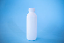 Cargar imagen en el visor de la galería, E8- ENVASE 125 ML TIPO BOSTON TAPA R-24-400 BLANCO Y NATURAL
